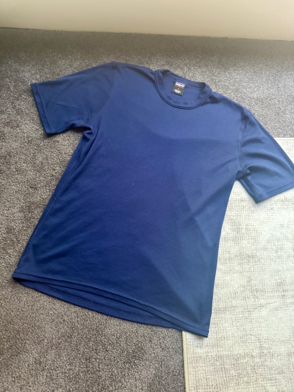 Patagonia Capilene Navy Blue Men's S Breathable Lightweight Short Sleeve T-Shirt